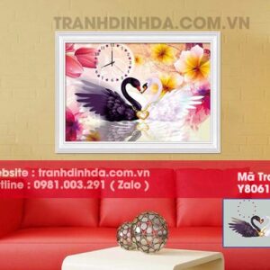 Tranh đính đá Vợ chồng đồng hồ Y8061 kích thước 70cm*50cm